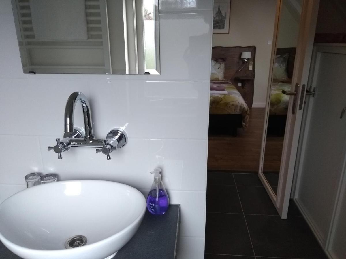 Bed & Breakfast Ons Nest Westwoud Екстер'єр фото
